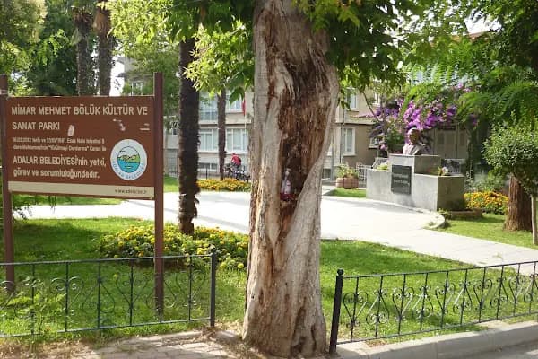 Mimar Mehmet Bölük Kültür ve Sanat Parkı - Park - İstanbul Adalar