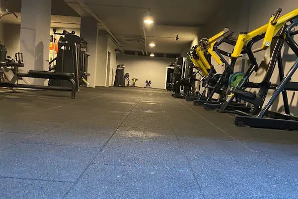 Fitness Arena - Spor salonu - İzmir Aliağa