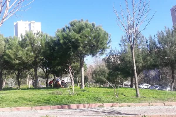 12 Temmuz Şehitler Parkı - Park - İstanbul Küçükçekmece