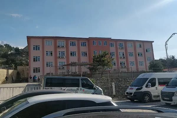 Dr. Şahin-birsel Biçer İlkokulu - Okul - Antalya Alanya