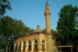 İshak Paşa Cami