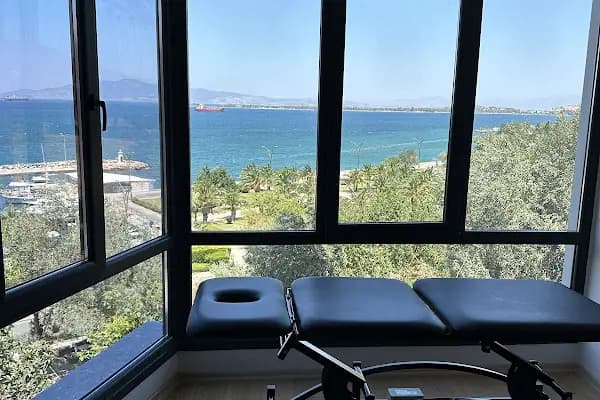 Fizyoterapist Güney Sonel - Fizik Tedavi Kliniği - İzmir Aliağa