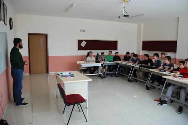 Konya Meram Tahir Büyükkörükçü Anadolu İmam Hatip Lisesi - Okul - Konya Meram