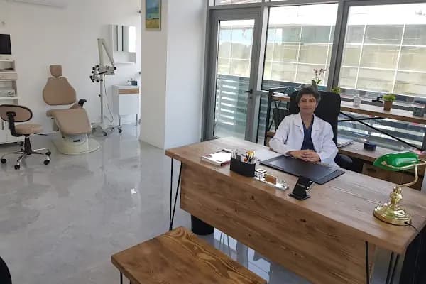 Op. Dr. Levent Demirci - Kocaeli Burun Estetiği - Rinoplasti - Estetik Cerrahi Kliniği - Kocaeli İzmit