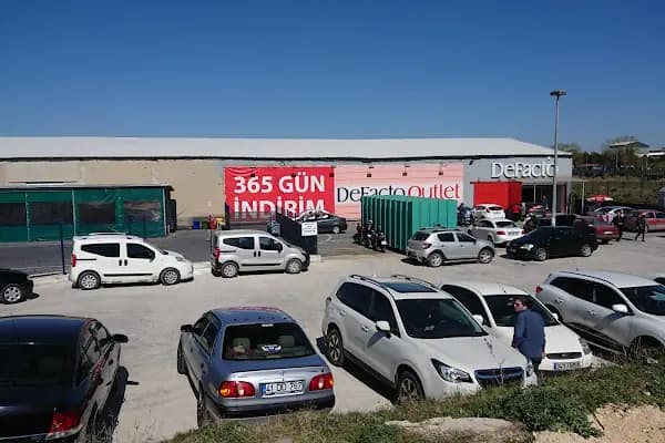 DeFacto Outlet - Giyim mağazası - Tekirdağ Kapaklı