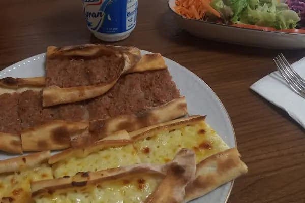 Gemlik Öz Karadeniz Pide Salonu - Restoran - Bursa Gemlik