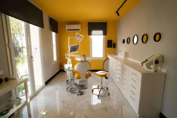 Diş Hekimi Derya Güncan, Bodrum Smile Center - Diş Hekimi - Muğla Bodrum