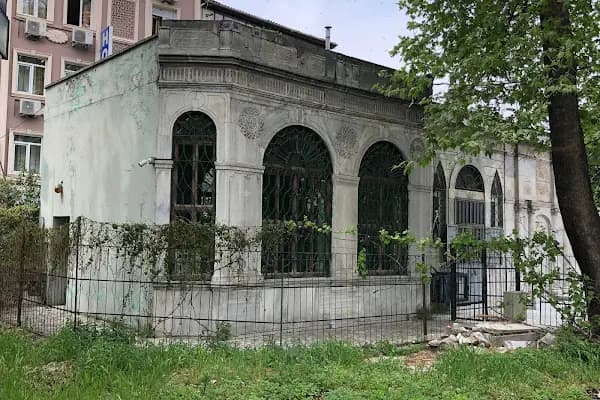 Oğlanlar Türbesi - Cami - İstanbul Bahçelievler