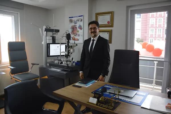 Op. Dr. Mehmet Vural Göz VE Estetik Kliniği - Göz Doktoru - Balıkesir Karesi