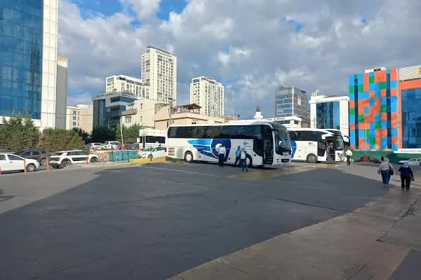 Kamil Koç Giden Yolcu Terminali Dudullu - Otobüs Firması - İstanbul Ümraniye