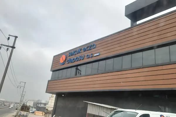 Selçuk Ecza Deposu İzmit Şubesi - İlaç Şirketi - Kocaeli Başiskele