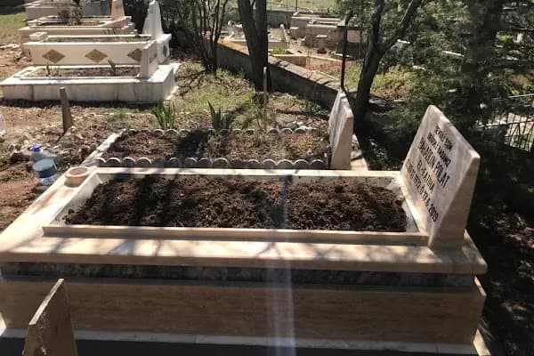GÜMÜŞHANE YENİCE KÖY MEZARLIĞI - Mezarlık - Ankara Çamlıdere
