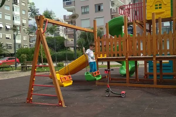 Aytaç Sefiloğlu Parkı - Park - İzmir Narlıdere