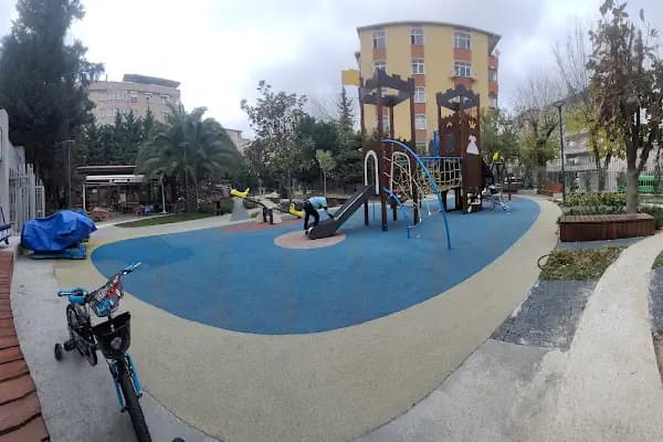 Bağcilar Belediyesi Merkez Parki - Park - İstanbul Bağcılar