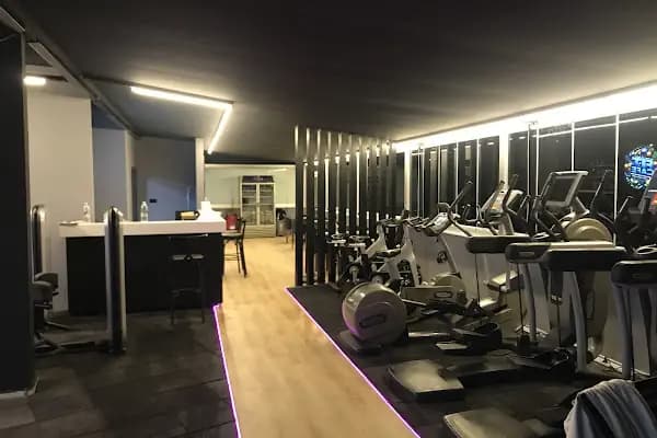 AEROFIT SPORT CLUB - Spor salonu - Balıkesir Altıeylül