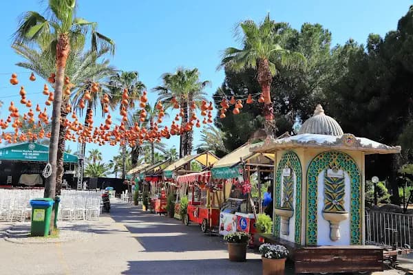 Alanya Belediyesi Kedi Parkı - Park - Antalya Alanya