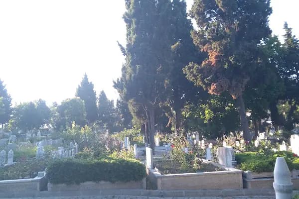 Beşyüzevler Mezarlığı - Mezarlık - İstanbul Bayrampaşa