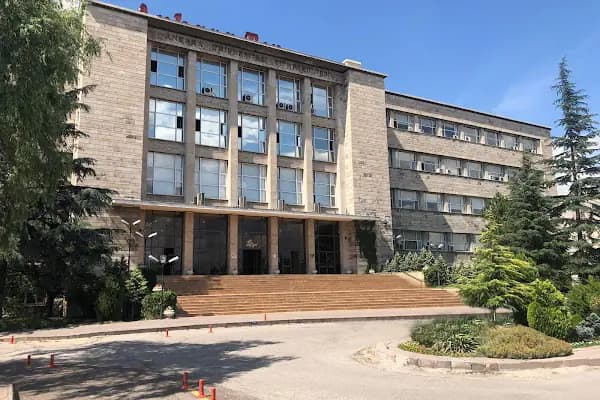 Ankara Üniversitesi Tıp Fakültesi Dekanlık Ve Morfoloji Kampüsü - Tıp Fakültesi - Ankara Altındağ