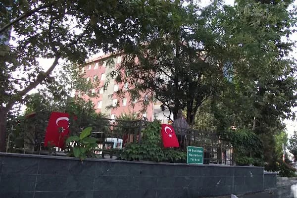 Ali Gazi Baba Türbesi - Mezarlık - İstanbul Tuzla