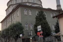 Tepekum Yeşil Camii