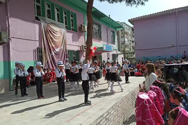 Süleyman Eczacıbaşı İlköğretim Okulu - Otobüs Durağı - İzmir Aliağa