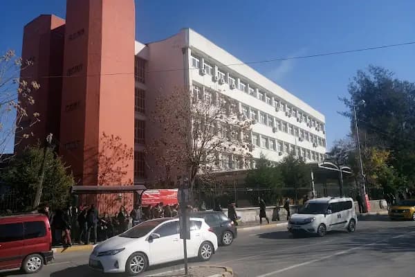 Dokuz Eylül Üniversitesi Hukuk Fakültesi - Hukuk Fakültesi - İzmir Aliağa