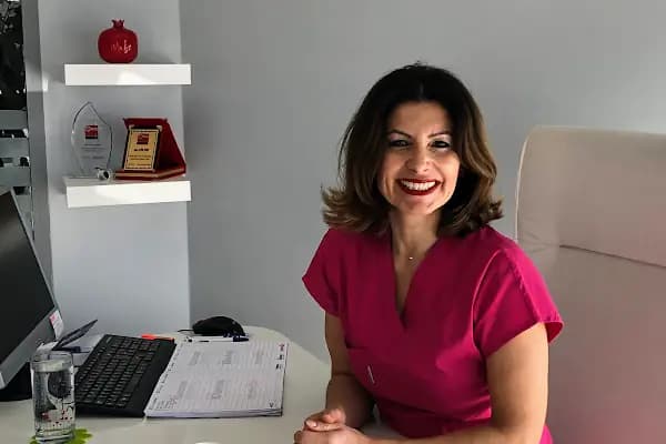 Dentist Fatma İldem Diş Hekimi - Diş Kliniği - Muğla Bodrum