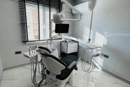 Aylin Katar Balaban Diş Kliniği