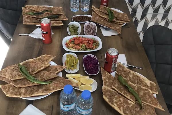 Ali usta etliekmek-lahmacun - Kaliteli yemek restoranı - Konya Karapınar