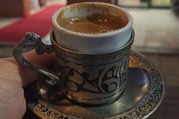 Tuğba Kuruyemiş / Bergama Şube - Kuruyemişçi - İzmir Çeşme