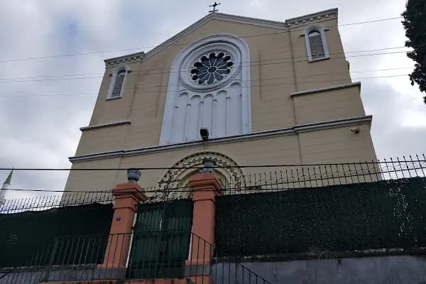 Sen Antuan Katolik Kilise - Kilise - İzmir Konak