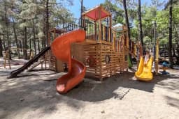 Kızılalan Orman Parkı