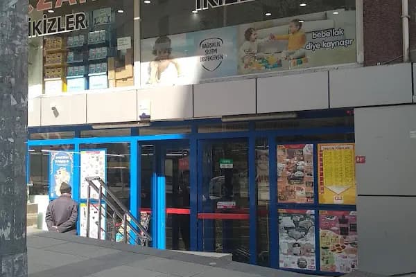 İkizler Eczanesi - Eczane - İstanbul Küçükçekmece