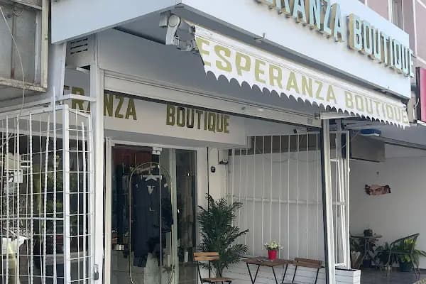 Esperanza Butik Giyim - İzmir Kadın Butik Giyim Mağazası - Şık ve Trend, Moda Kıyafetler - Batik Giyim Mağazası - İzmir Aliağa