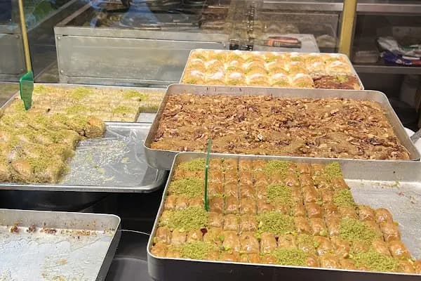 GEZEROĞULLARI BAKLAVA KÜNEFE KAHVALTI - Resim 6