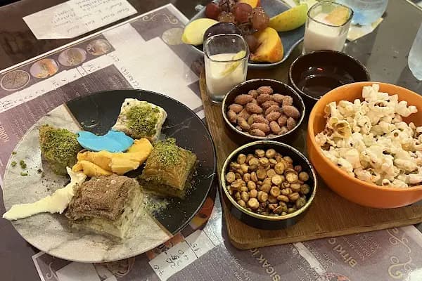 GEZEROĞULLARI BAKLAVA KÜNEFE KAHVALTI - Resim 7