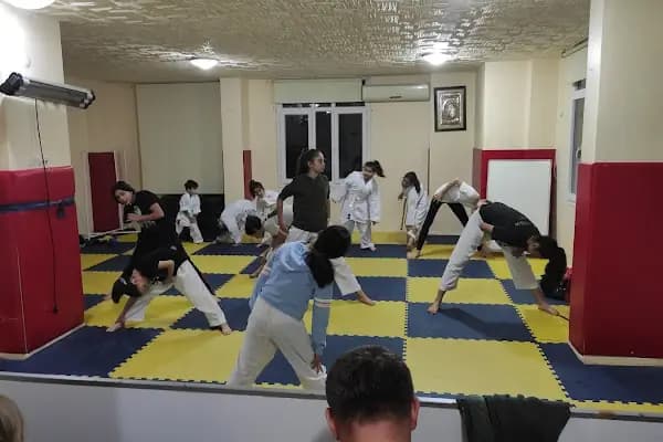 Adana Siyah Kuşak Spor Kulubü - Dövüş Sanatları Kulübü - Adana Çukurova
