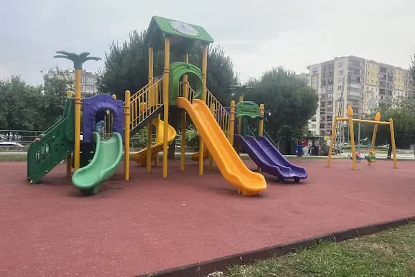 Çocuk Parkı - Park - İzmir Bayraklı