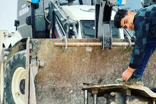 Sufug hafriyat inşaat - İnşaat Ekipmanı Tedarikçisi - Şanlıurfa Birecik