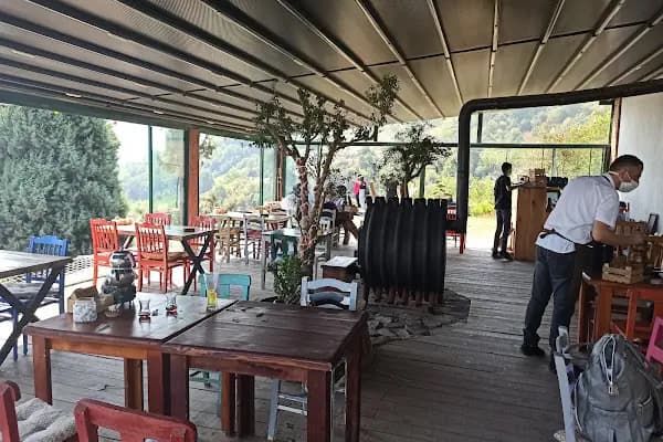 Marangoz Bahçe Kafe - Restoran - Kocaeli Başiskele