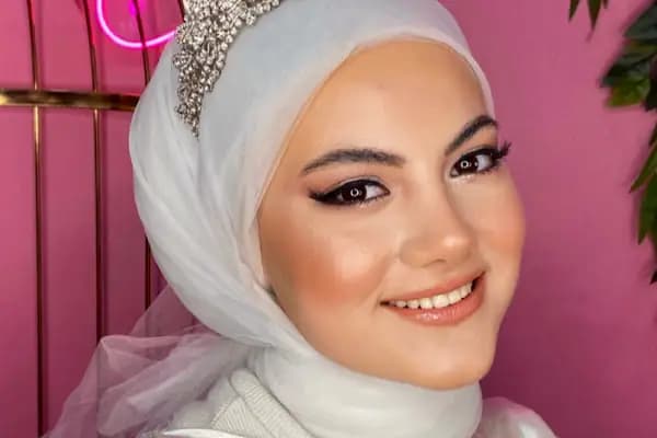 SARA KUAFÖR MAKYAJ - Kuaför - İstanbul Bahçelievler