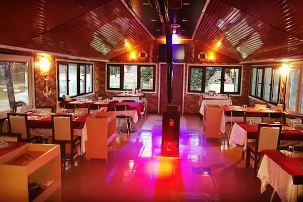 GUSTO PUB &amp; ROOF - Restoran - Sakarya Serdivan