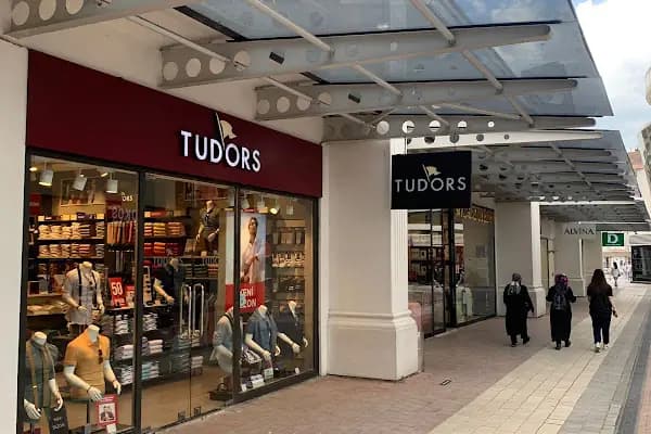 Tudors Bursa İnegöl AVM - Erkek Giyim Mağazası - Bursa İnegöl