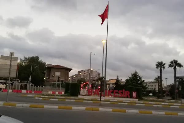 BALIKESİR TREN GARI - Tren meydanı - Balıkesir Altıeylül
