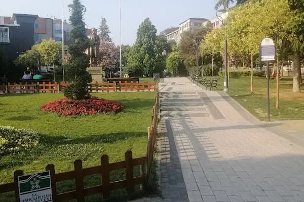 Siyavuşpaşa Parkı - Park - İstanbul Bahçelievler