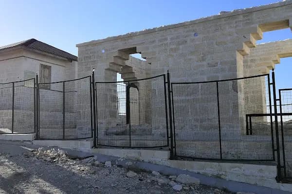 Eroğlu Nuri Türbesi - Mezarlık - Antalya Finike