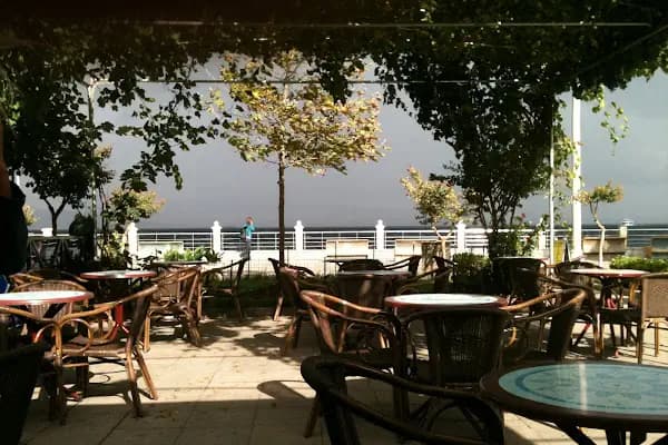 Bahar Cafe Heybeliada - Kafe - İstanbul Adalar