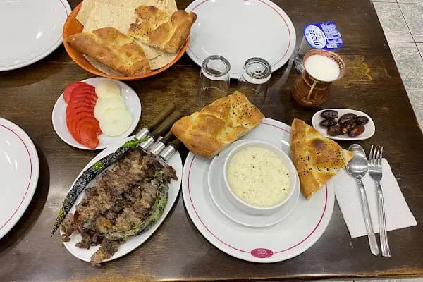 ÖZ ERZURUM CAĞ KEBAP - Restoran - İstanbul Arnavutköy