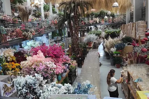 Beyazlale Çiçekçilik - Çiçek Pazarı - İzmir Bayraklı