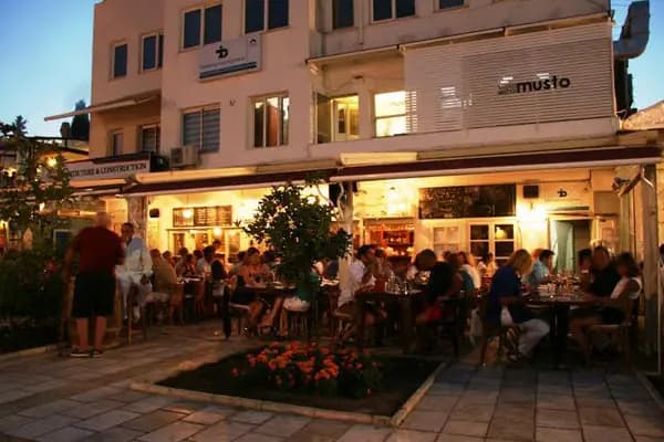 Paccini Coffee & Pub - Pub - Muğla Bodrum